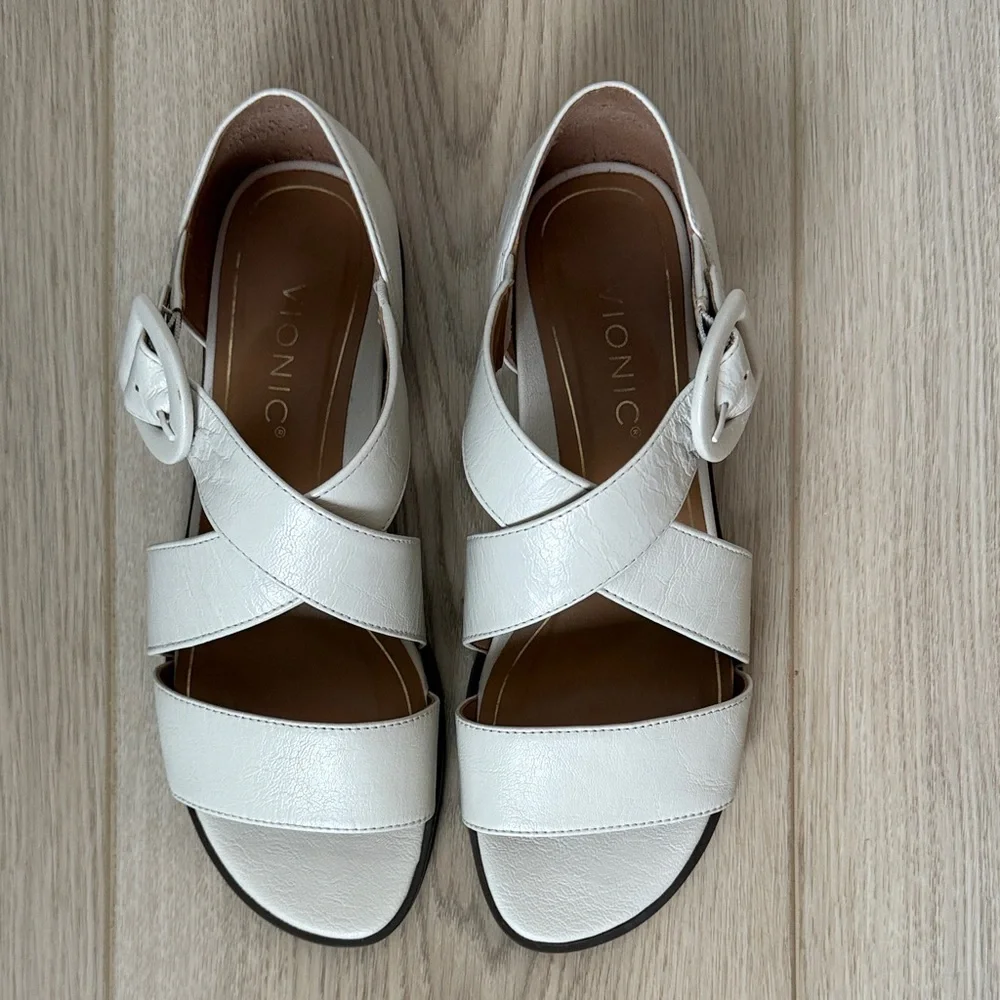 Vionic Pacifica Women's Leather Sandals, Cream Strappy Flats, Size 8 - Picture 2 of 12
